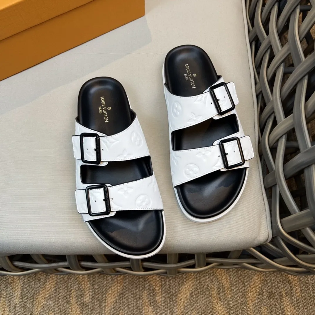 Louis Vuitton papucs